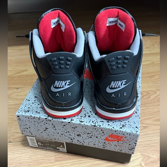 Nike Black and Red Athletic Shoes - Picture 4 of 10